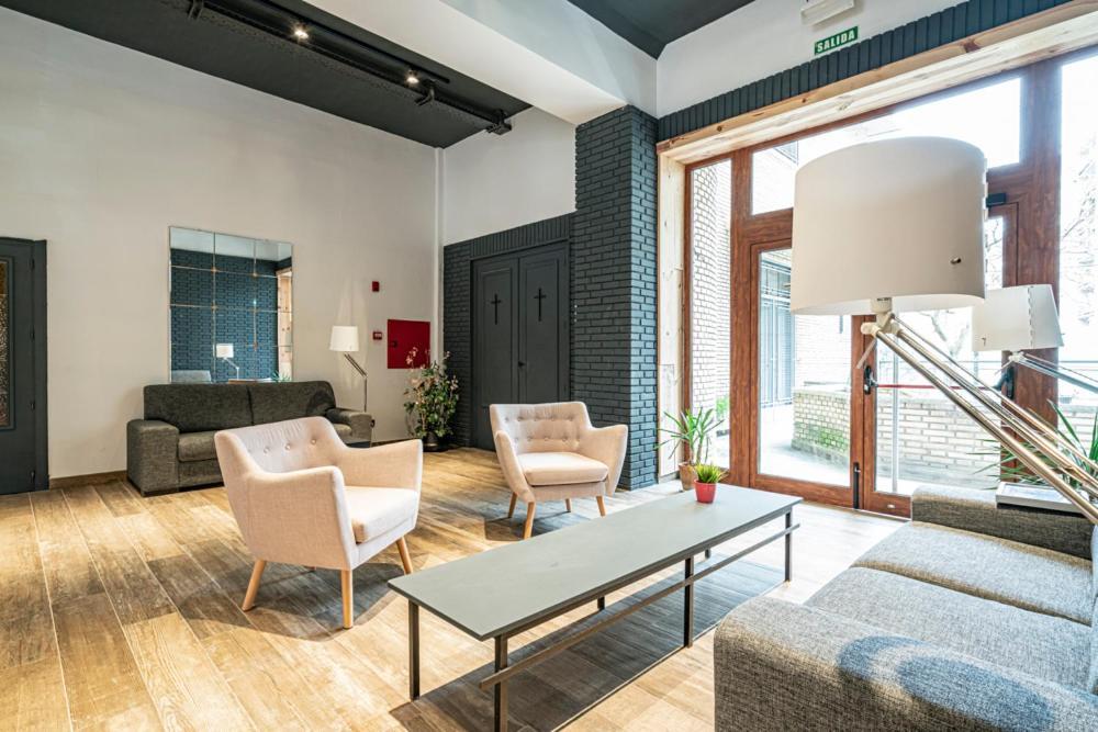 Met Pamplona Hotel Kültér fotó