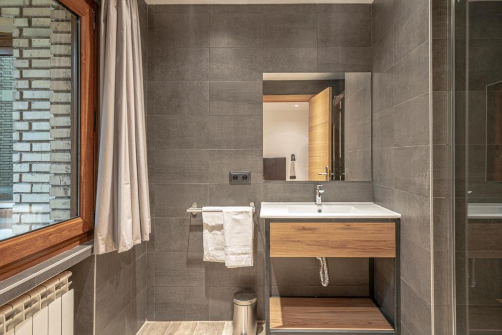 Met Pamplona Hotel Kültér fotó